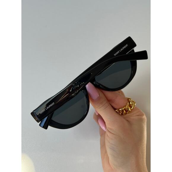 NEW Saint Laurent SL676 Cat Eye Sunglasses in Black - Picture 8 of 8